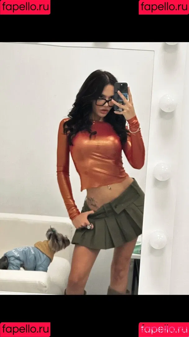 Valya Karnaval Onlyfans Photo Gallery 