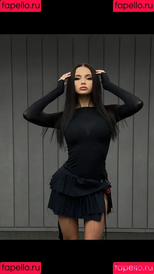 Valya Karnaval Onlyfans Photo Gallery 