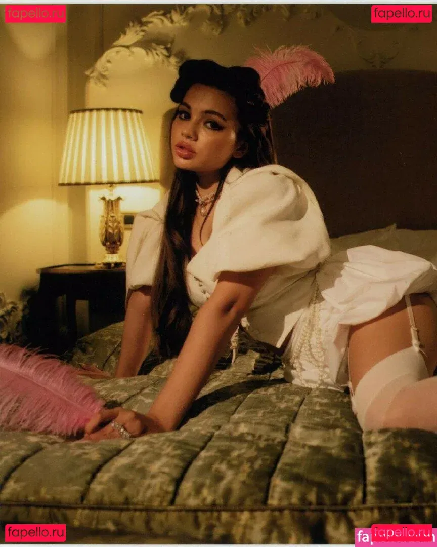 Valya Karnaval Onlyfans Photo Gallery 