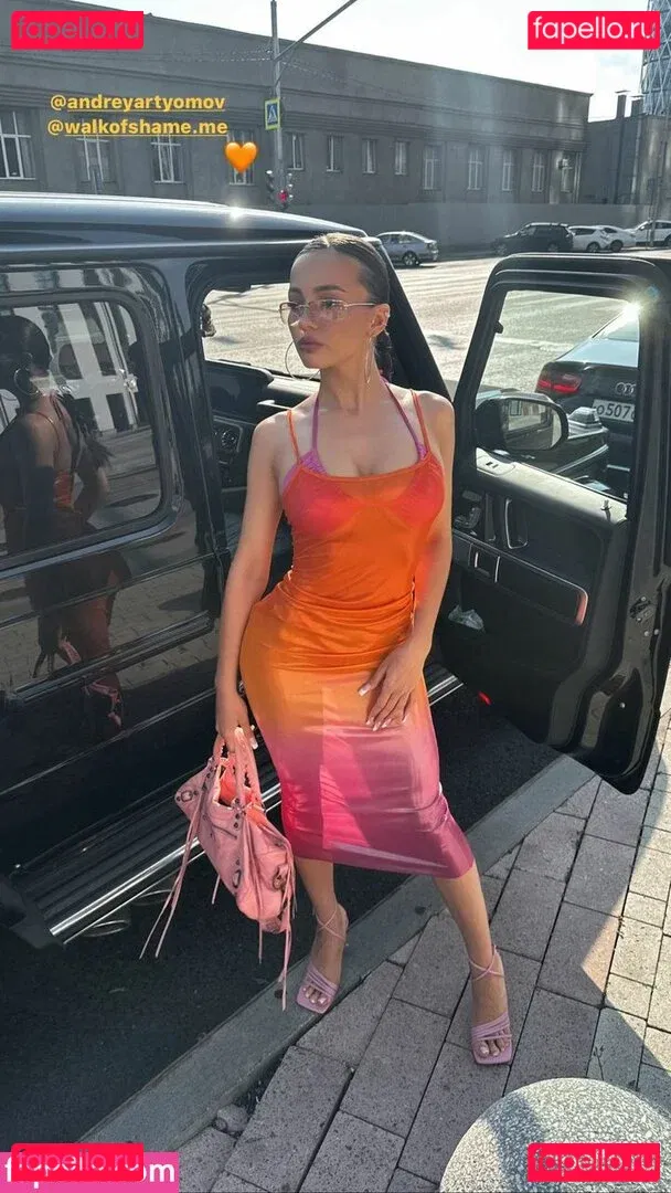 Valya Karnaval Onlyfans Photo Gallery 