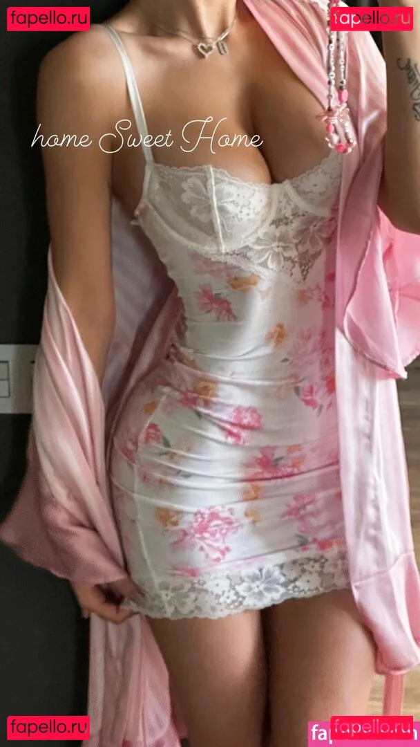 Valya Karnaval Onlyfans Photo Gallery 