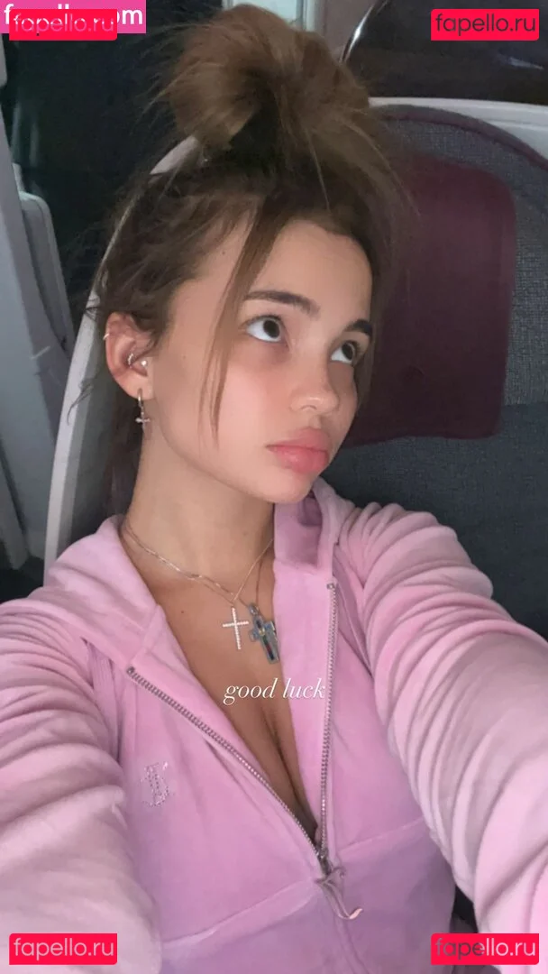 Valya Karnaval Onlyfans Photo Gallery 