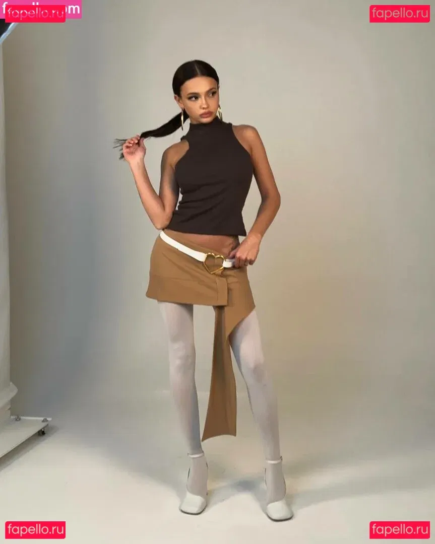 Valya Karnaval Onlyfans Photo Gallery 