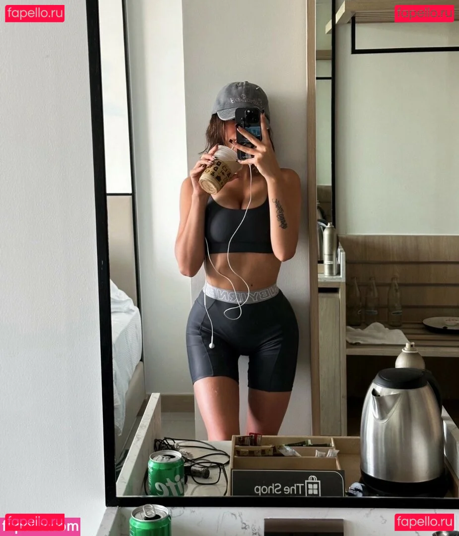 Valya Karnaval Onlyfans Photo Gallery 