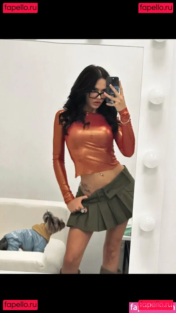 Valya Karnaval Onlyfans Photo Gallery 