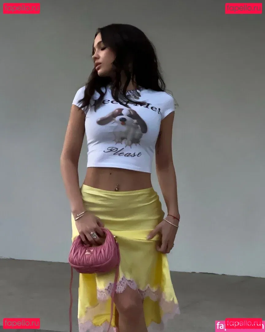 Valya Karnaval Onlyfans Photo Gallery 