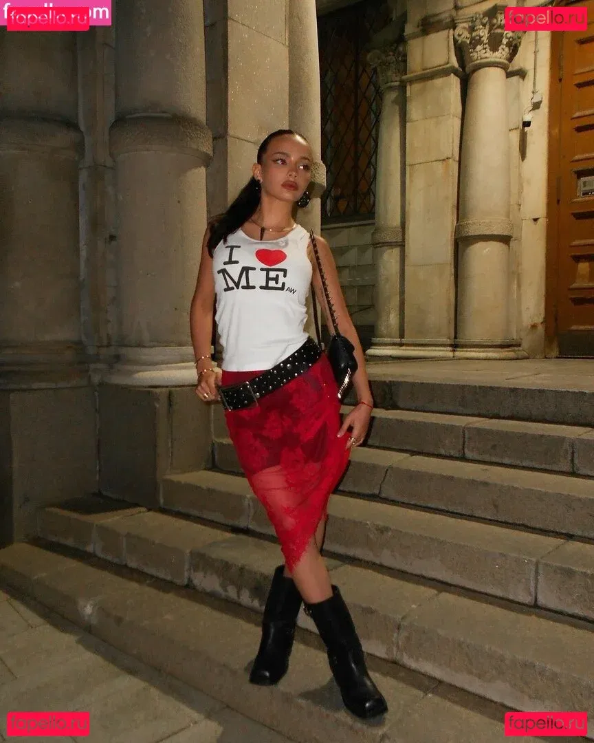 Valya Karnaval Onlyfans Photo Gallery 