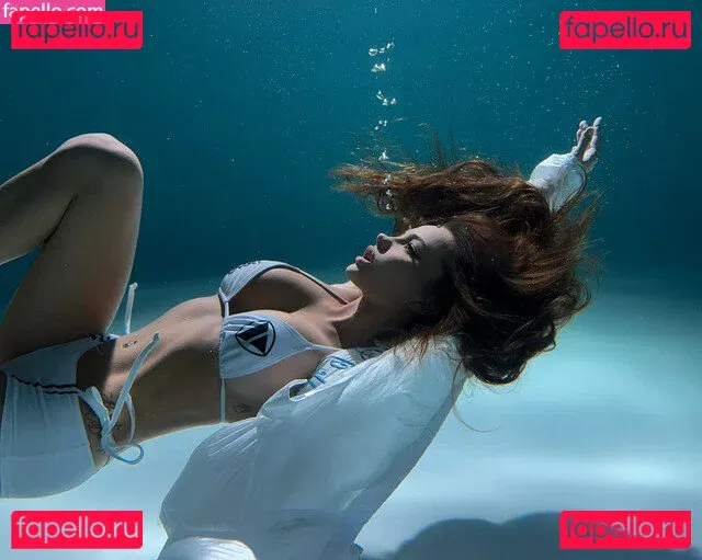 Valya Karnaval Onlyfans Photo Gallery 