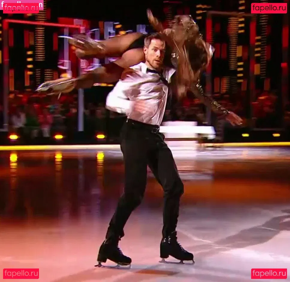 Valya Karnaval Onlyfans Photo Gallery 