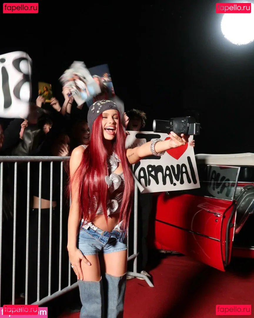 Valya Karnaval Onlyfans Photo Gallery 