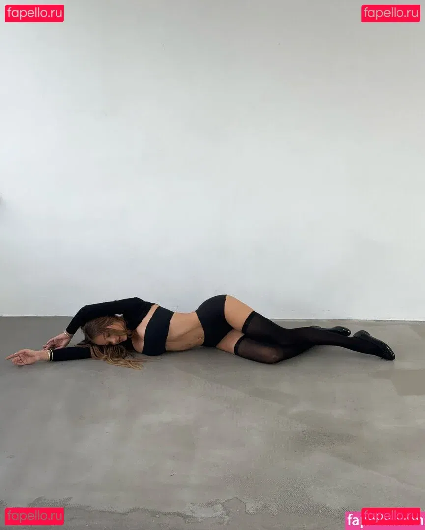 Valya Karnaval Onlyfans Photo Gallery 