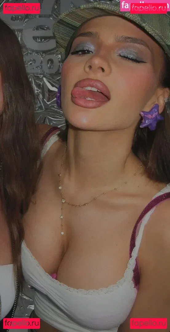 Valya Karnaval Onlyfans Photo Gallery 