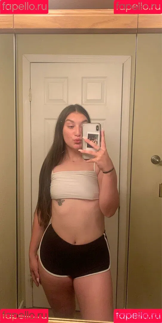 Mamimelly Onlyfans Photo Gallery 