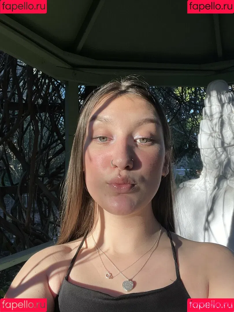 Mamimelly Onlyfans Photo Gallery 