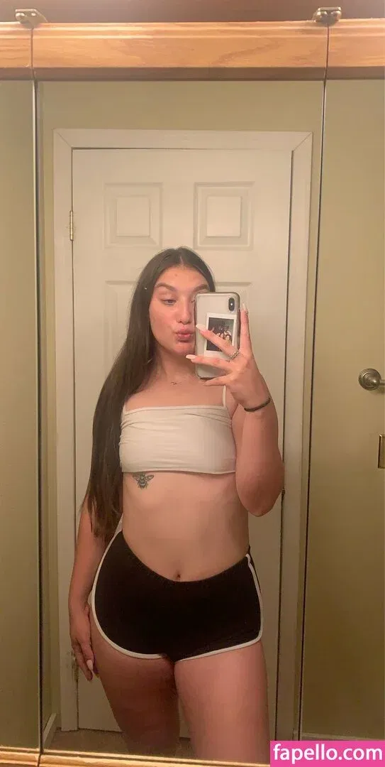 Mamimelly Onlyfans Photo Gallery 