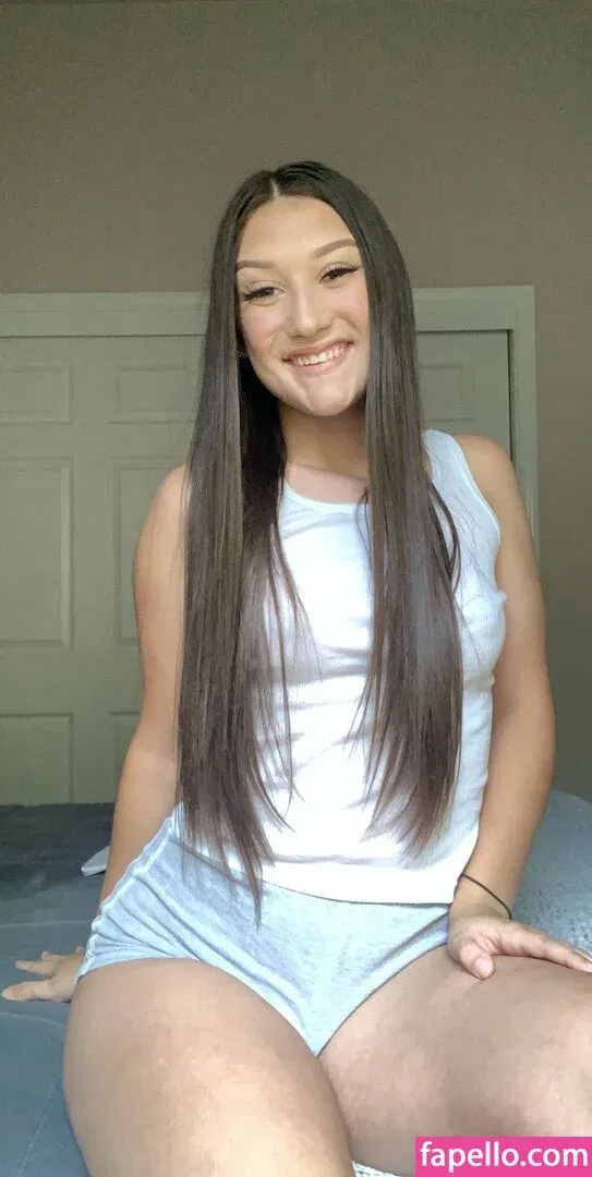 Mamimelly Onlyfans Photo Gallery 