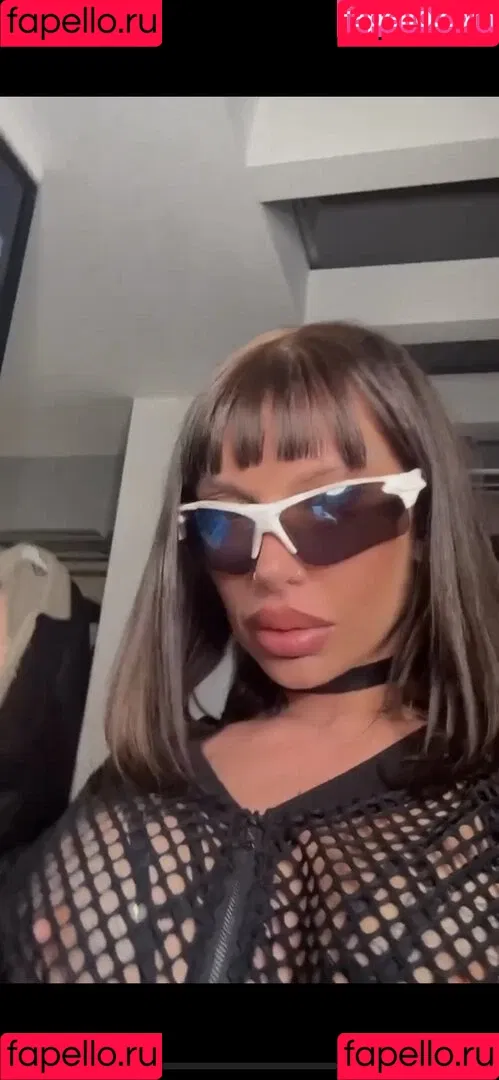 Toni Trips Onlyfans Photo Gallery 
