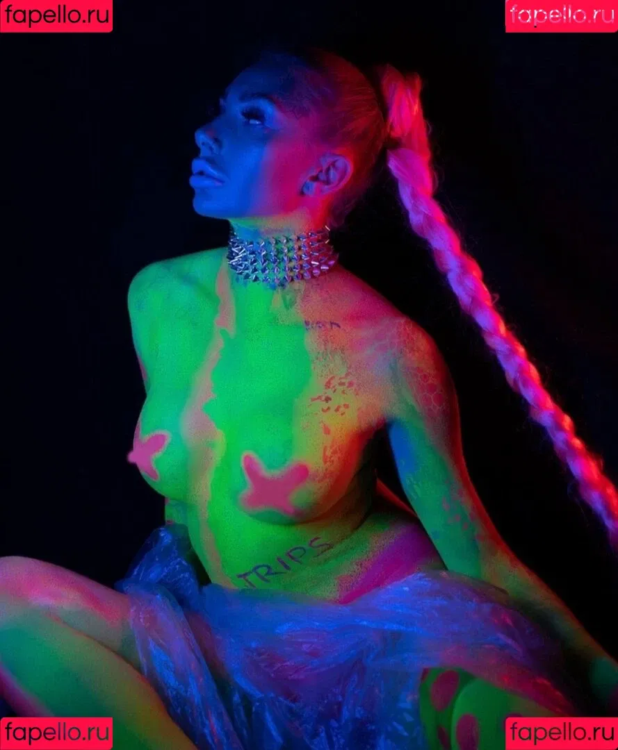 Toni Trips Onlyfans Photo Gallery 