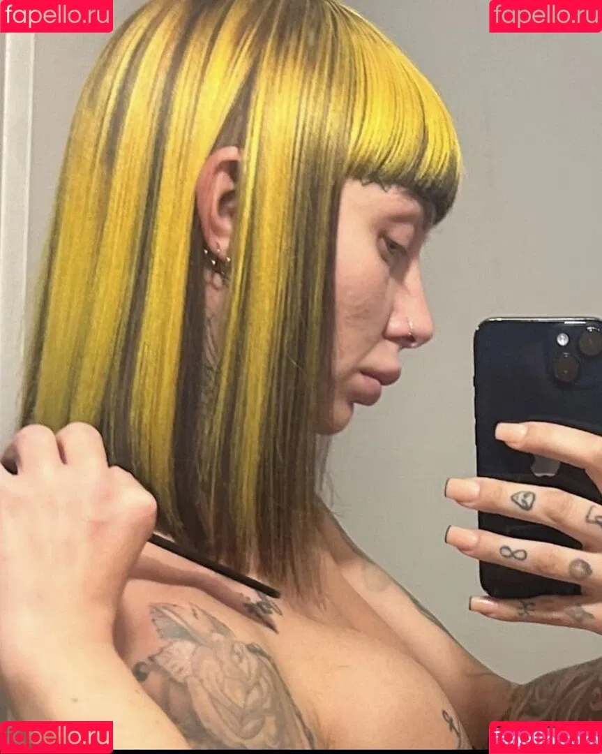 Toni Trips Onlyfans Photo Gallery 
