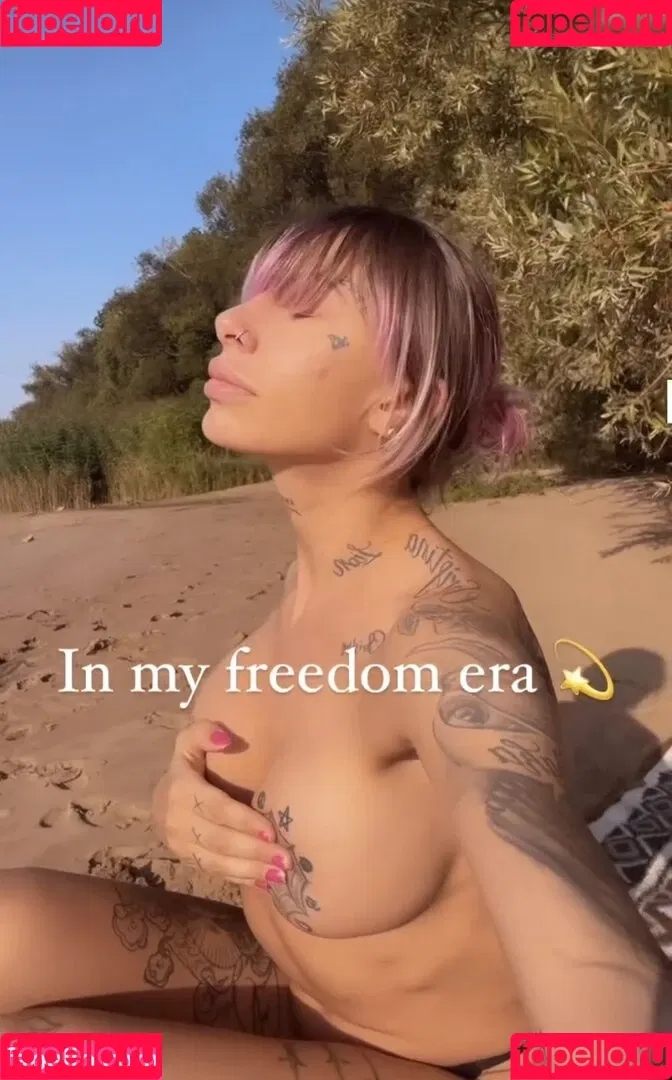 Toni Trips Onlyfans Photo Gallery 