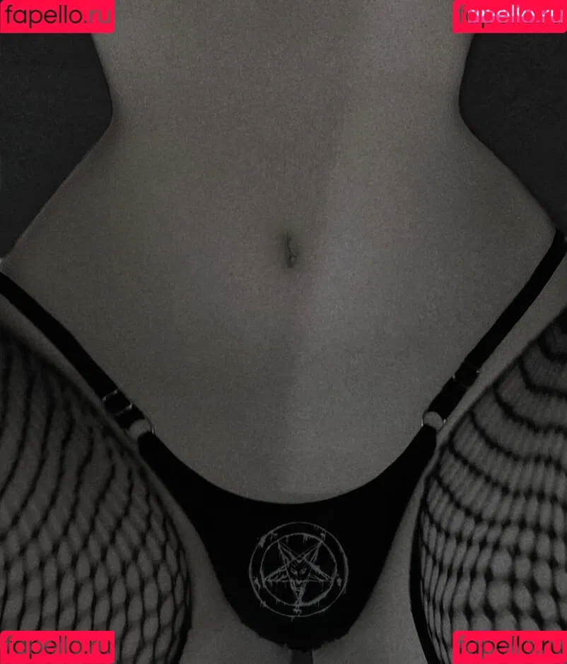 Letícia Sykes Onlyfans Photo Gallery 