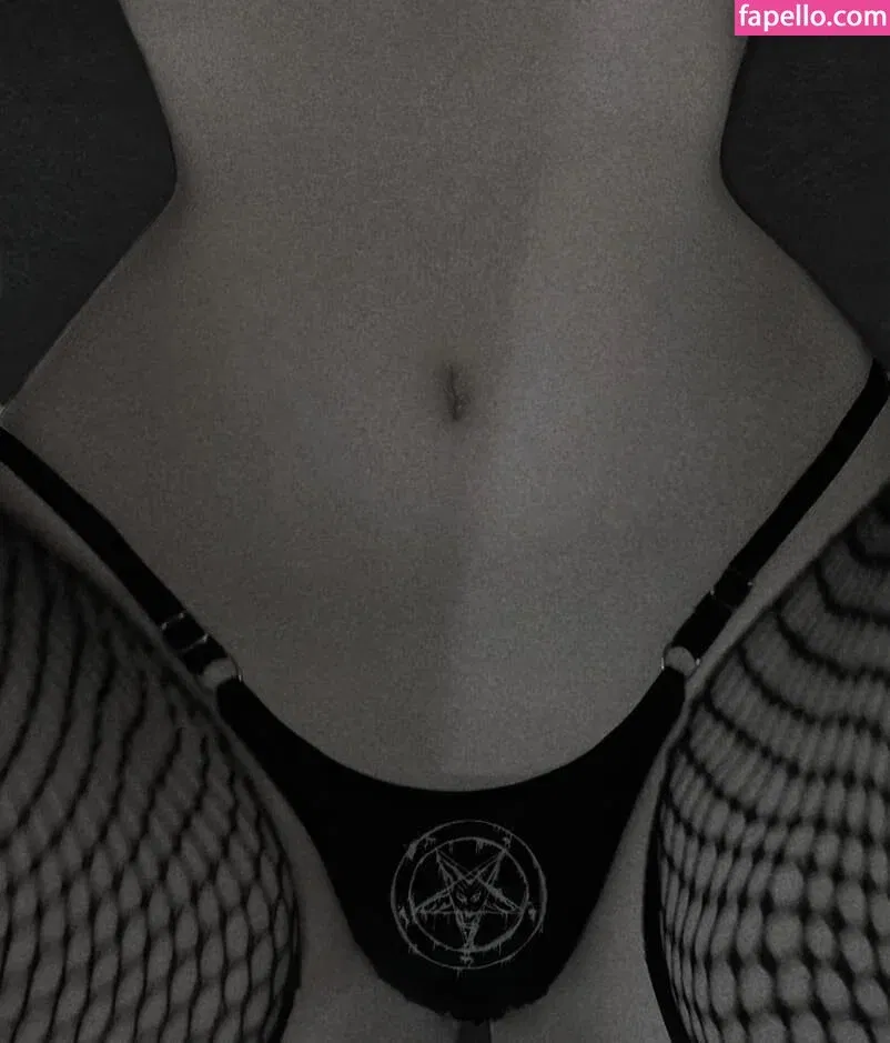 Letícia Sykes Onlyfans Photo Gallery 