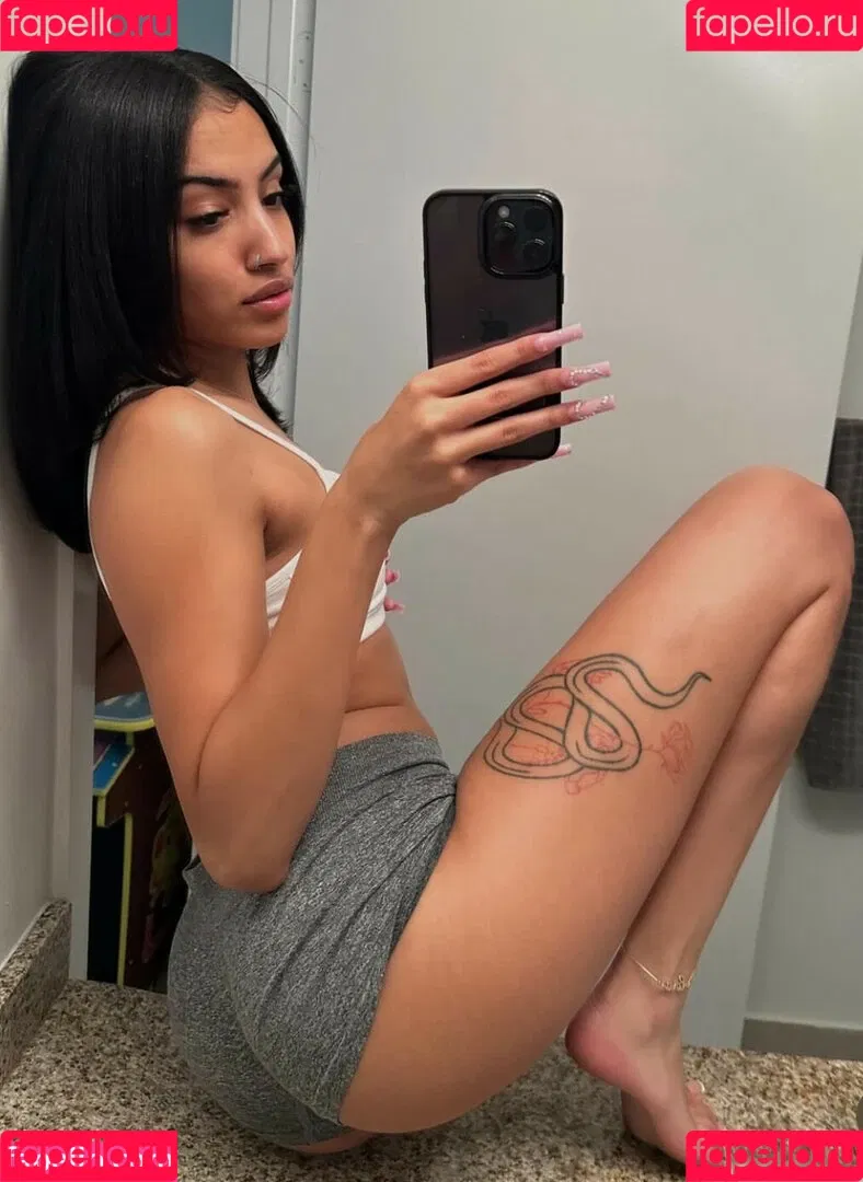 Rubi Skies Onlyfans Photo Gallery 