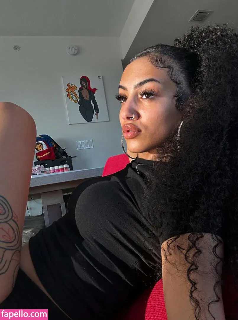 Rubi Skies Onlyfans Photo Gallery 