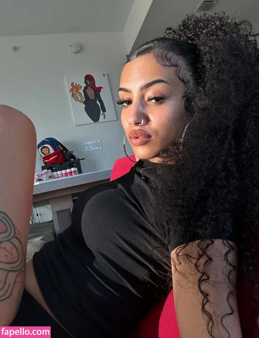 Rubi Skies Onlyfans Photo Gallery 