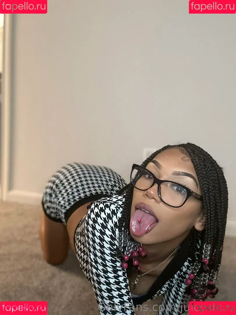 juicy.diorr Onlyfans Photo Gallery 
