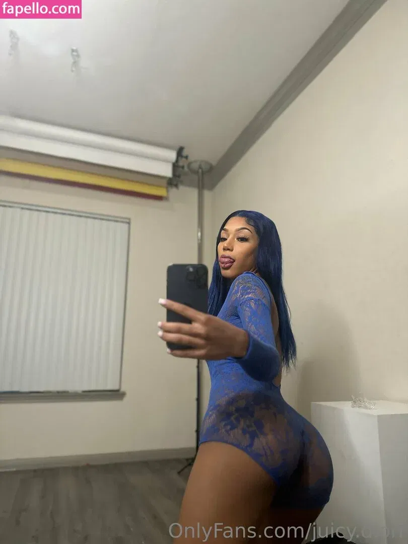 juicy.diorr Onlyfans Photo Gallery 