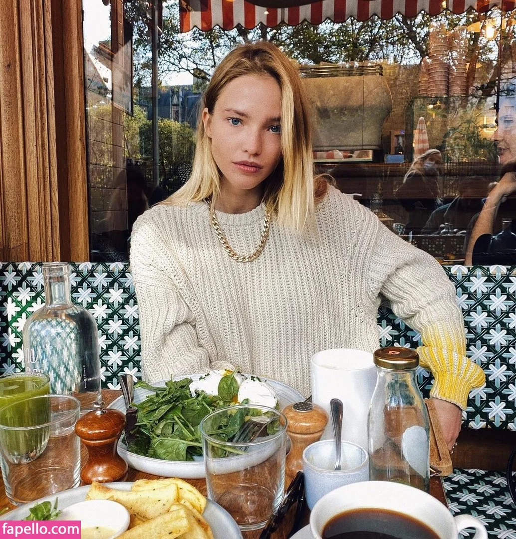 Sasha Luss Onlyfans Photo Gallery 