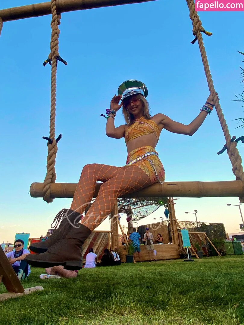 Katiedaisy Onlyfans Photo Gallery 