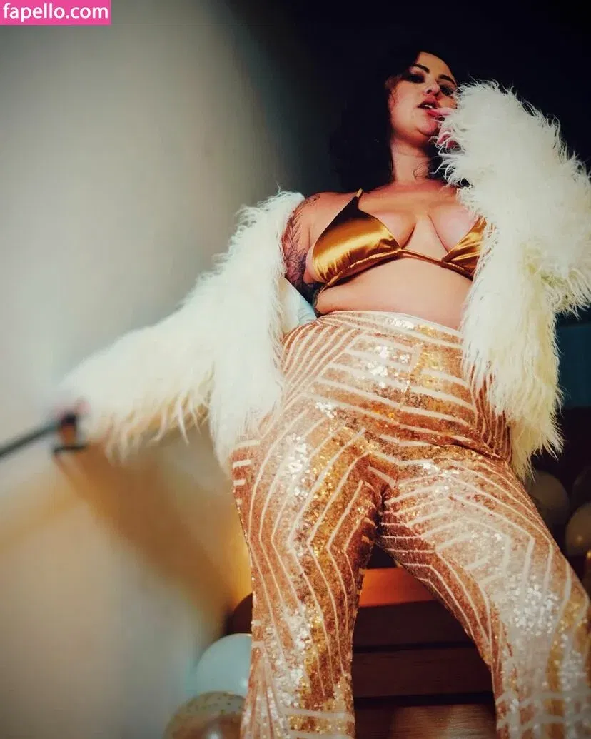 Josie Jaxxon Onlyfans Photo Gallery 