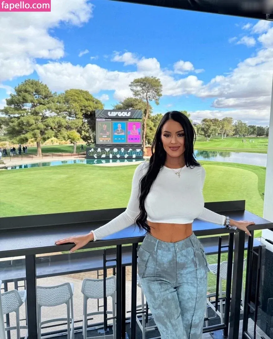 Rachel Stuhlmann Onlyfans Photo Gallery 