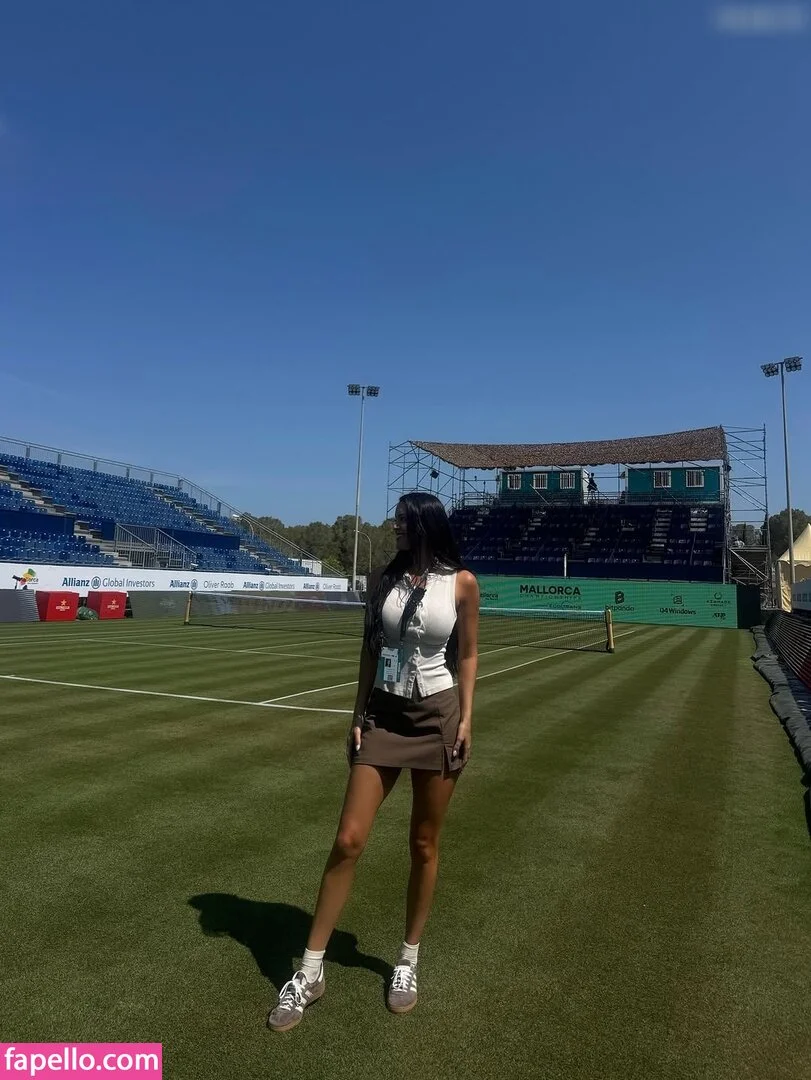 Rachel Stuhlmann Onlyfans Photo Gallery 