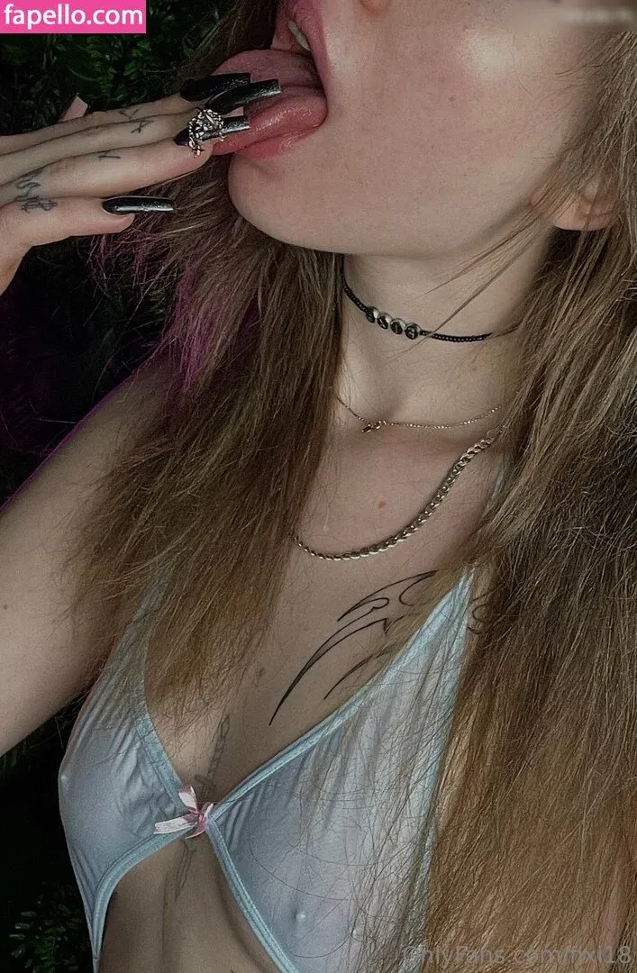 Fixi18 Onlyfans Photo Gallery 