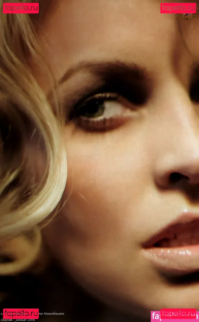 Simone Hanselmann Onlyfans Photo Gallery 