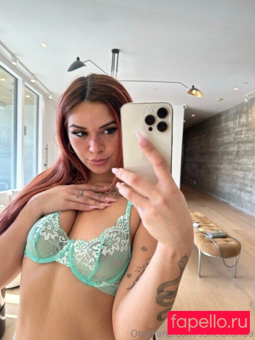 Toria Lorraine Nude Onlyfans Photo 17