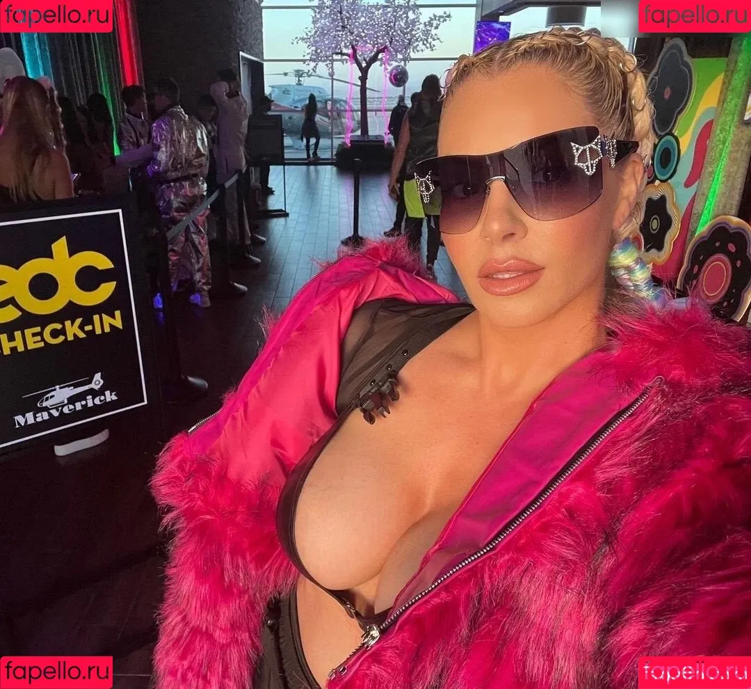Maryse Onlyfans Photo Gallery 