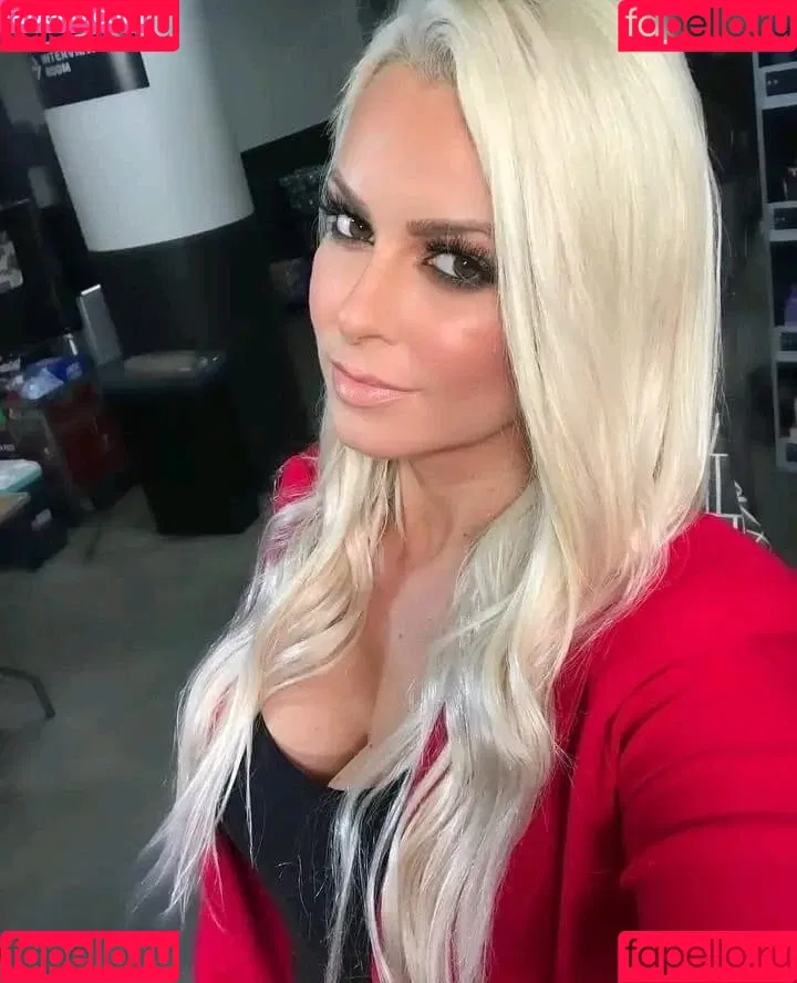 Maryse Onlyfans Photo Gallery 