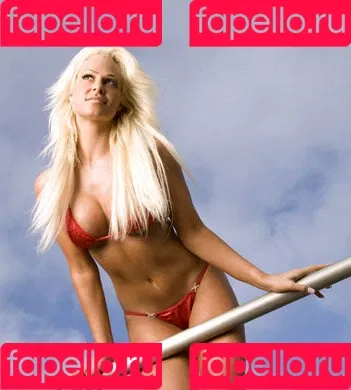 Maryse Onlyfans Photo Gallery 