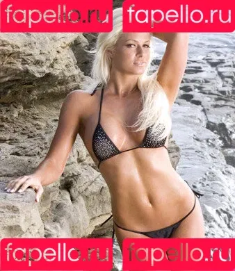 Maryse Onlyfans Photo Gallery 