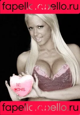 Maryse Onlyfans Photo Gallery 