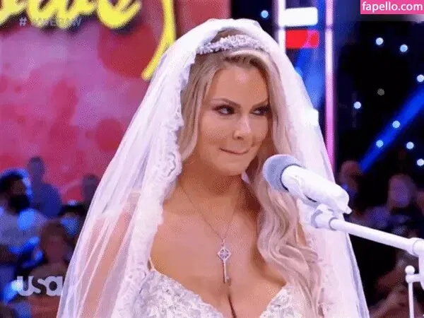 Maryse Onlyfans Photo Gallery 