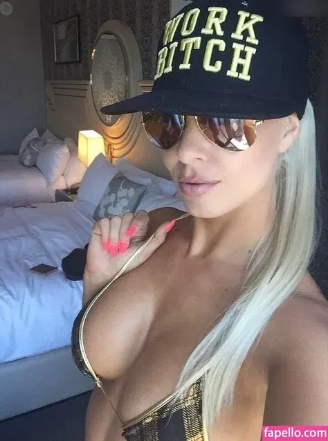 Maryse Onlyfans Photo Gallery 