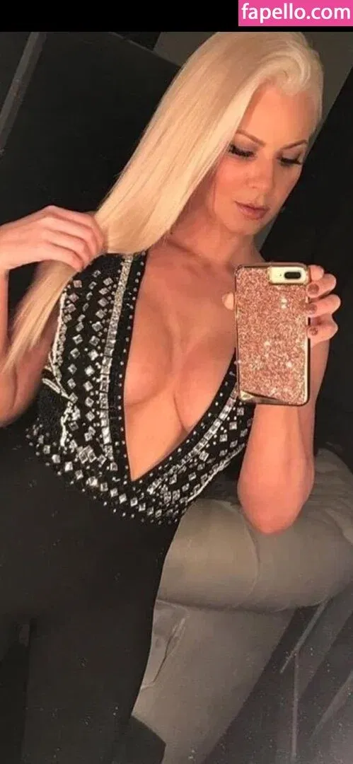 Maryse Onlyfans Photo Gallery 