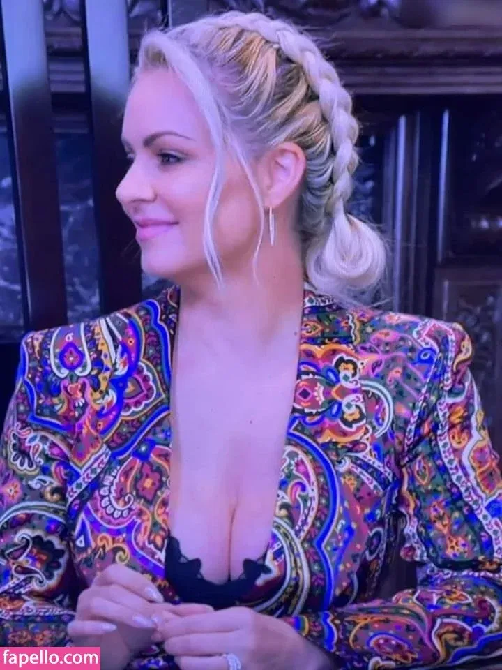 Maryse Onlyfans Photo Gallery 