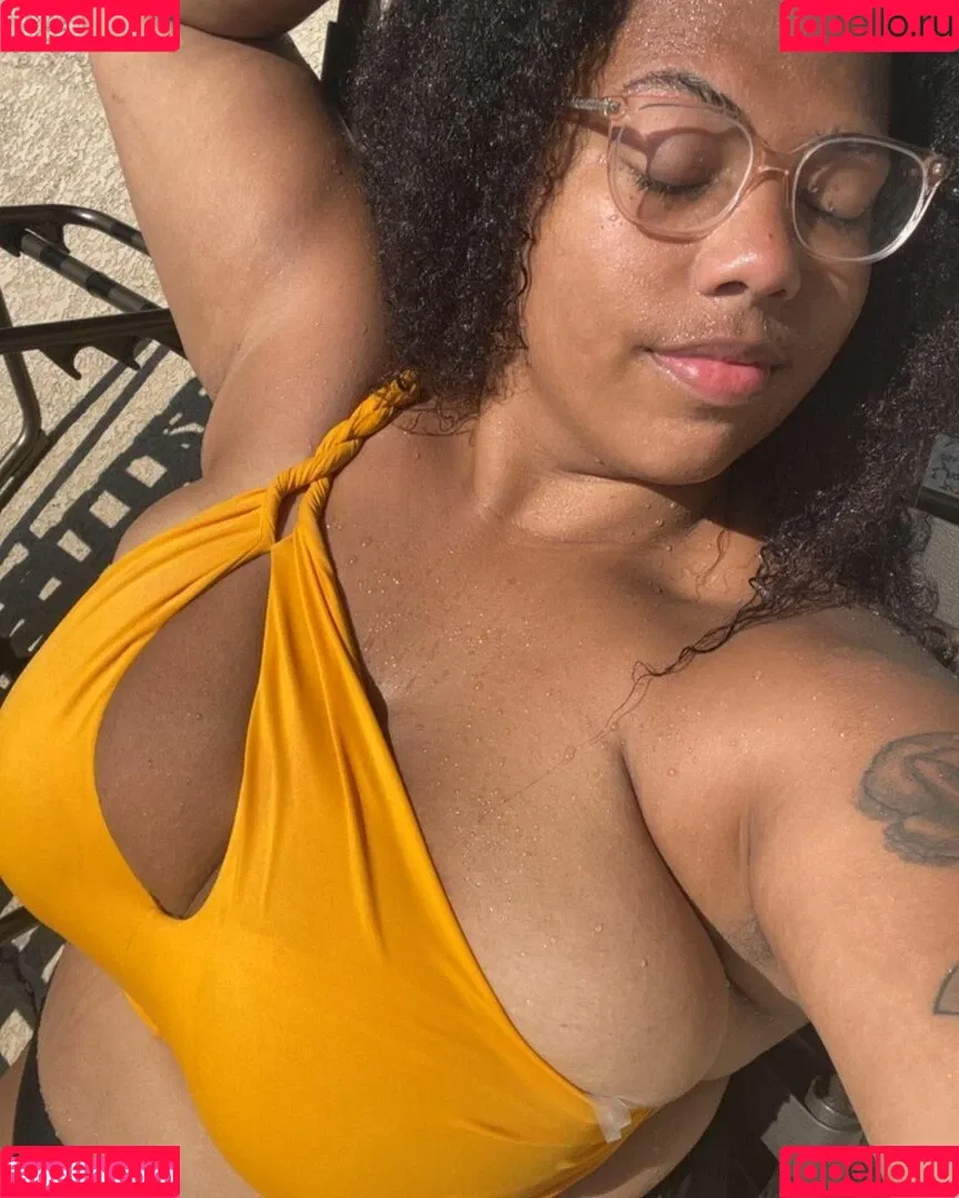 WeightOffAsh Onlyfans Photo Gallery 