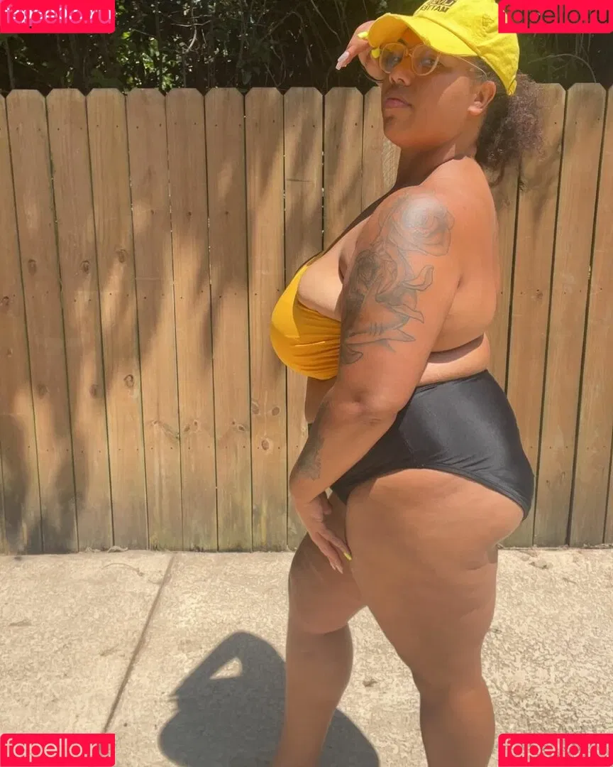 WeightOffAsh Onlyfans Photo Gallery 